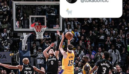 珍妮阿姨表态里弗斯非卖品，湖人今夏或顶薪续约|吉安尼斯·安特托孔波|詹姆斯|体育赛事讨论|奥斯汀-里弗斯|扬尼斯-阿德托昆博_新浪体育_新浪新闻